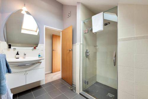 Photo of Bathroom in Warkworth