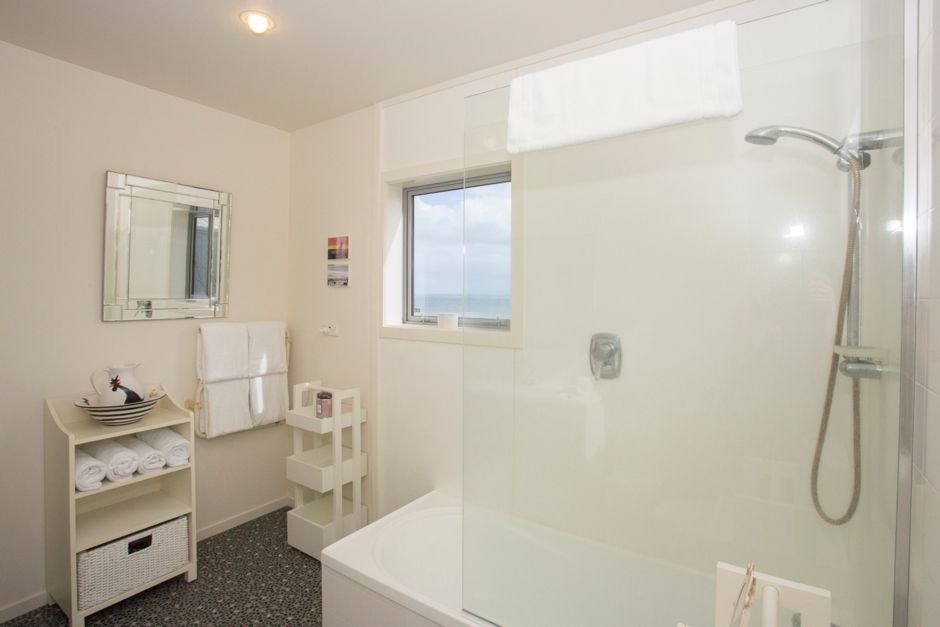 Photo of Bathroom in Oakura