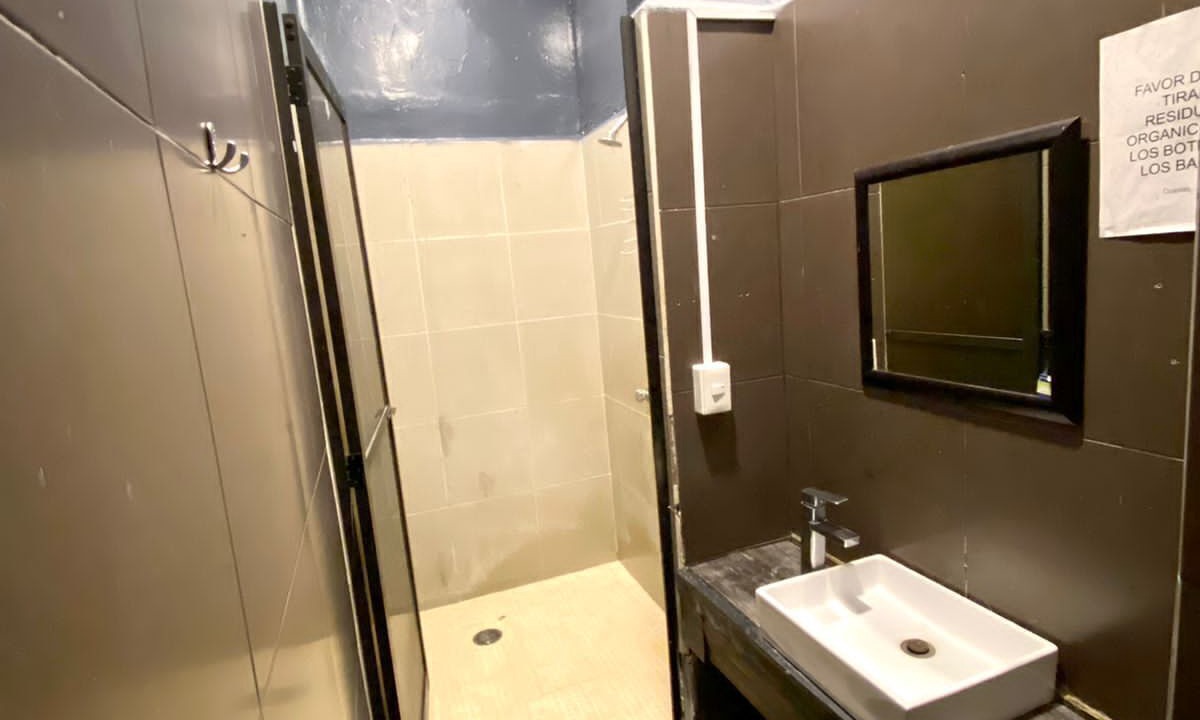 Photo of Bathroom in Hipodromo