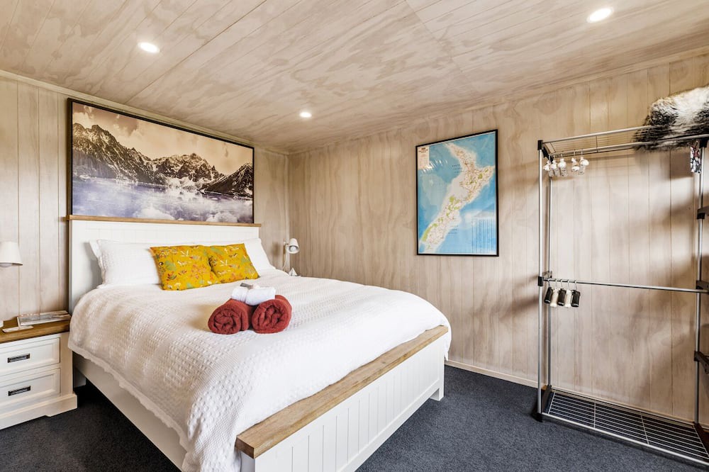 Photo of Bedroom in Karaka
