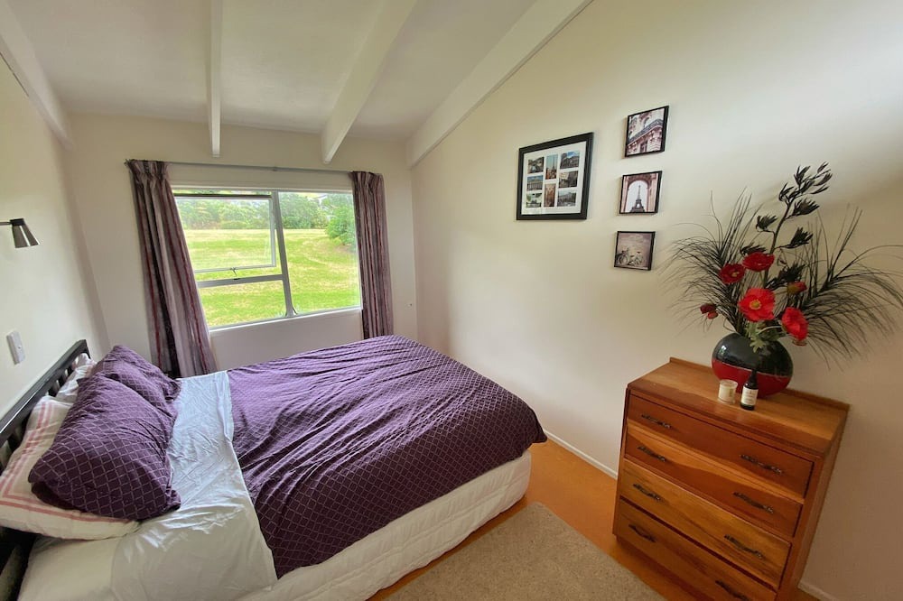 Photo of Bedroom in Arkles Bay