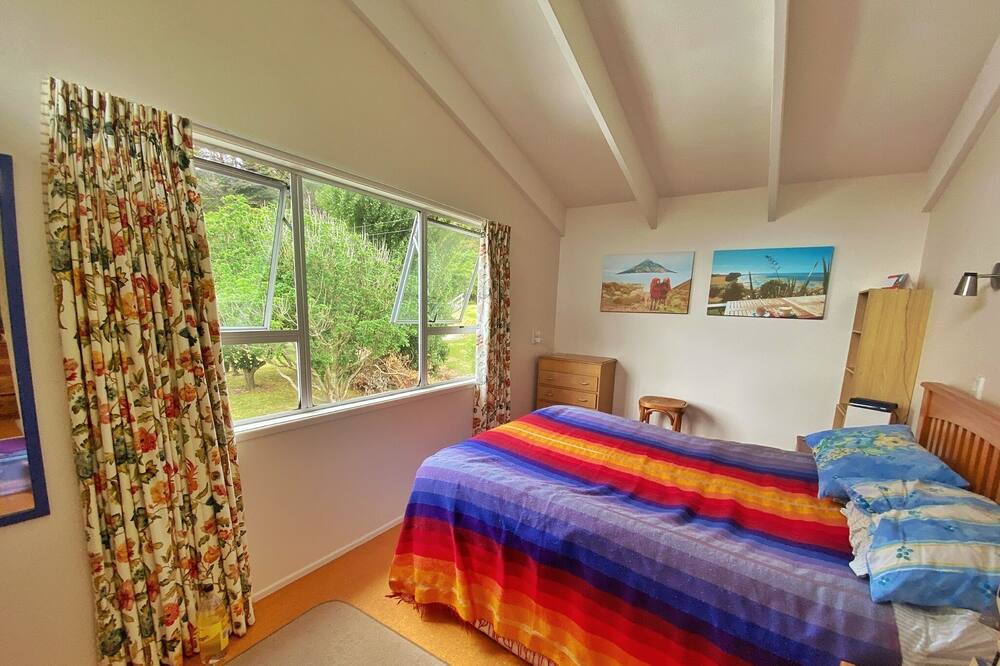 Photo of Bedroom in Arkles Bay