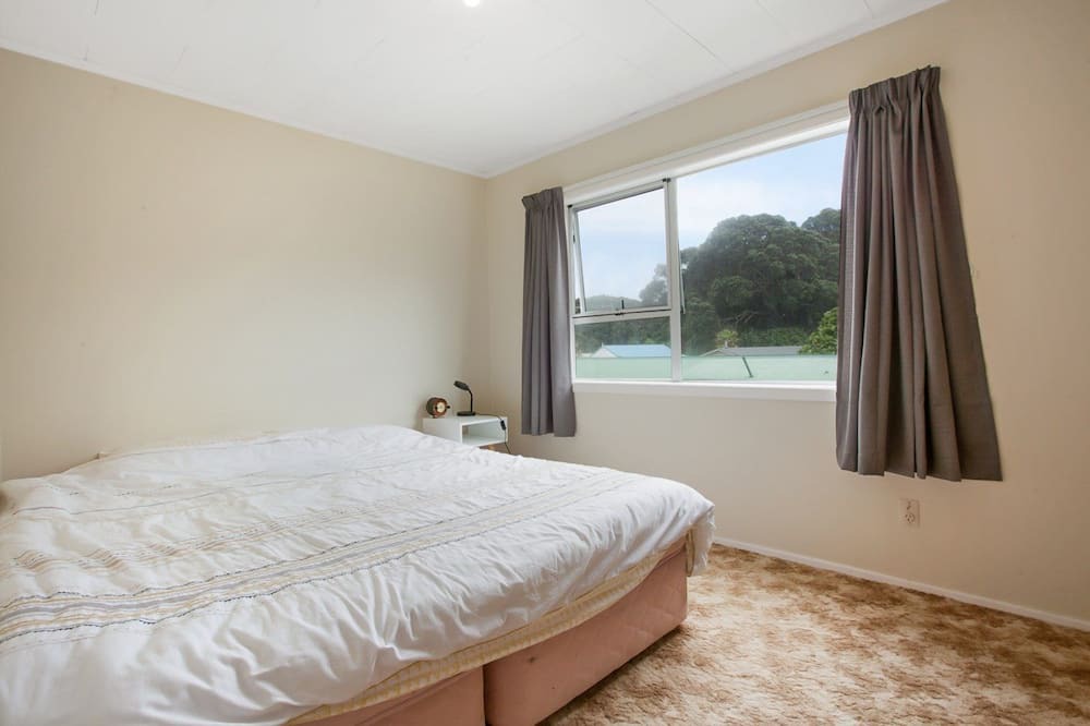 Photo of Bedroom in Taupo Bay