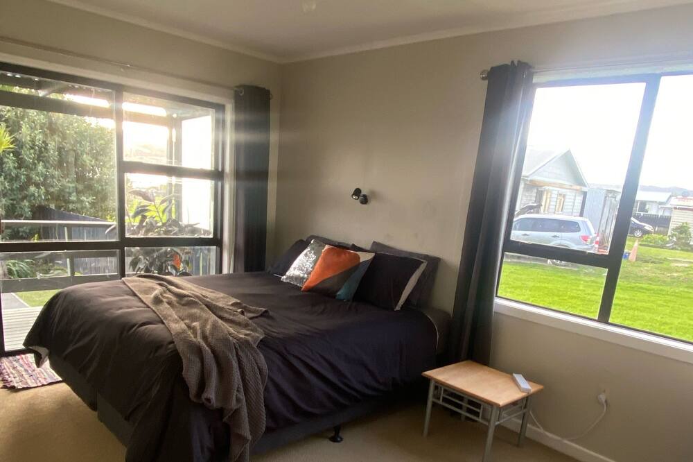 Photo of Bedroom in Omapere