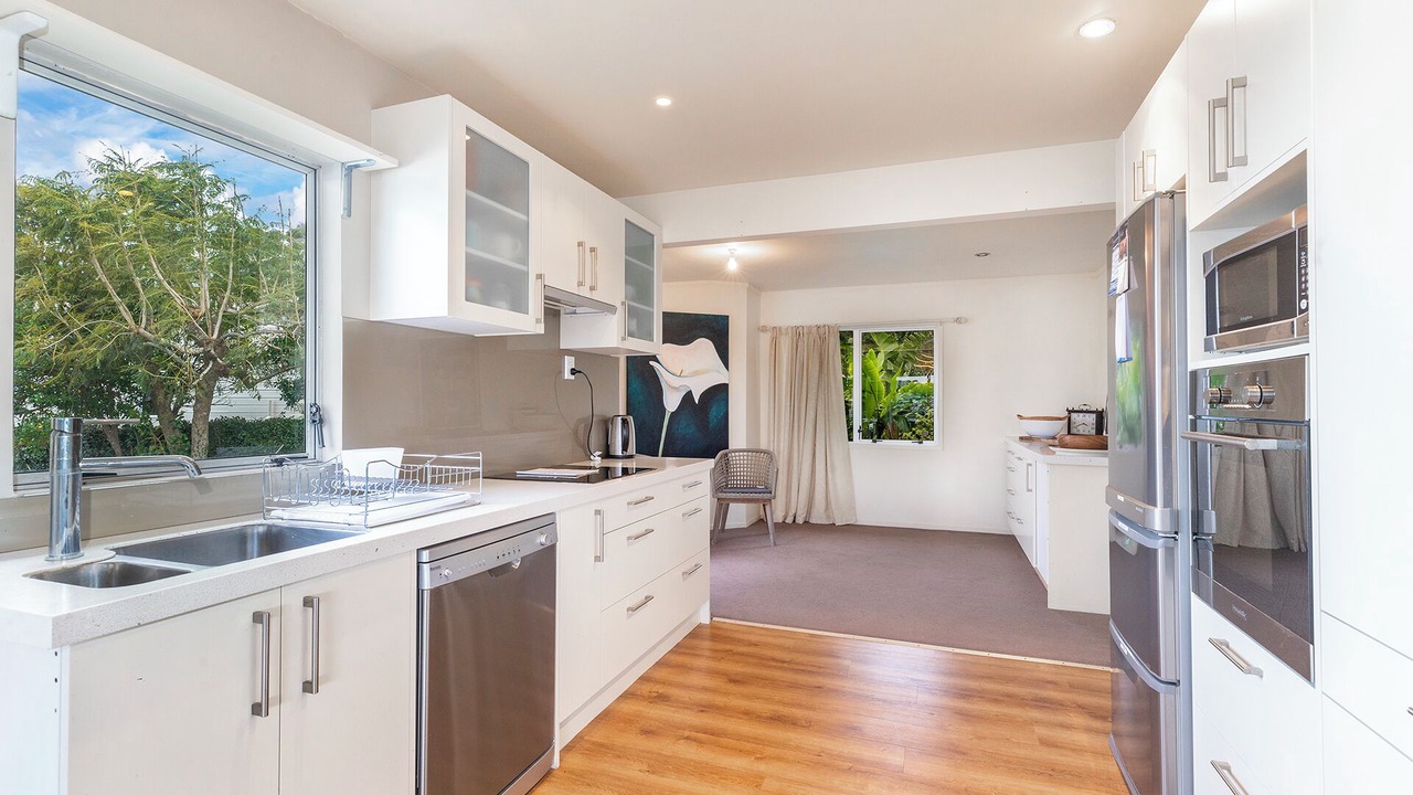 Photo of Kitchen in Snells Beach