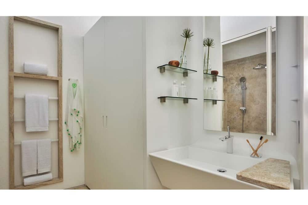 Photo of Bathroom in Zona Hotelera