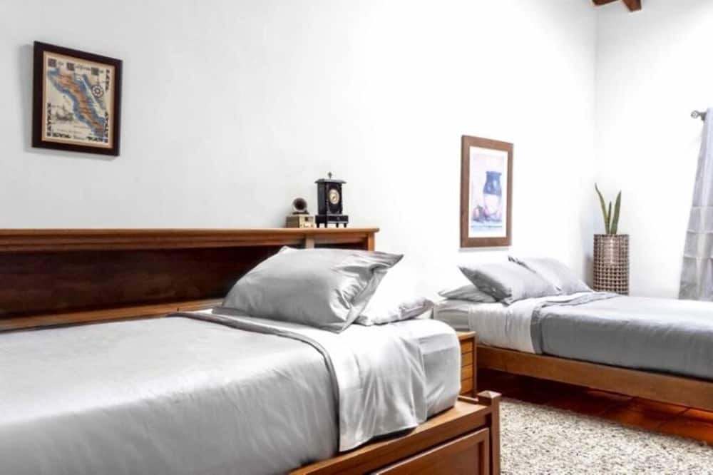 Photo of Bedroom in Taxco