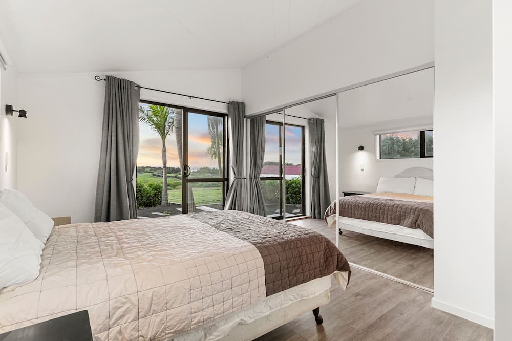 Photo of Bedroom in Clarks Beach
