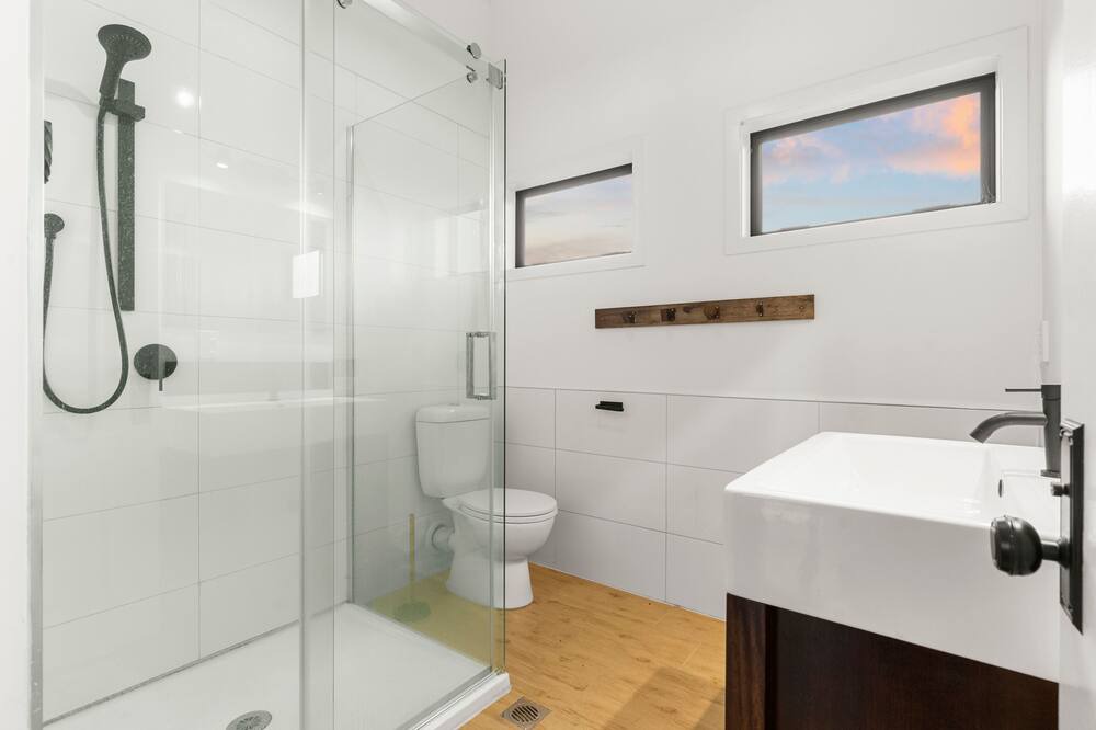 Photo of Bathroom in Clarks Beach
