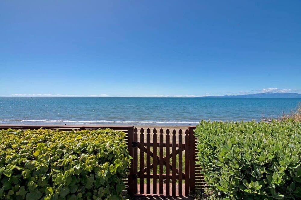 Photo of Others in Pakawau