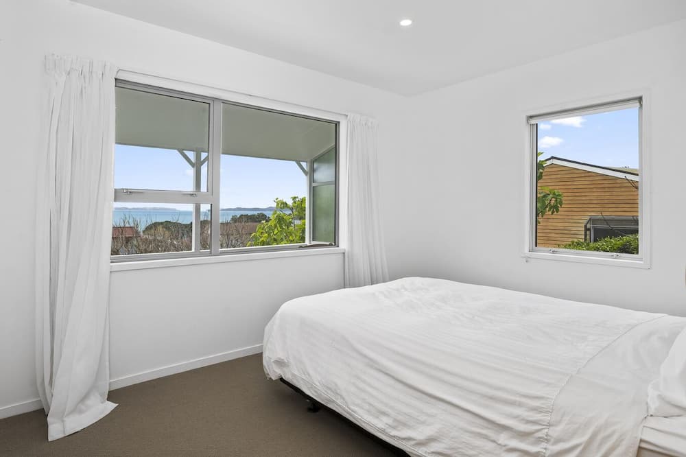 Photo of Bedroom in Algies Bay