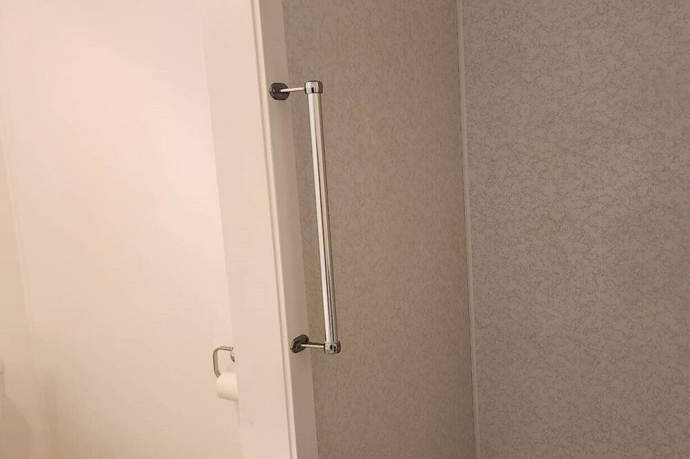Photo of Bathroom in Algies Bay