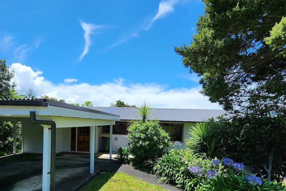 Photo of Outdoor in Algies Bay