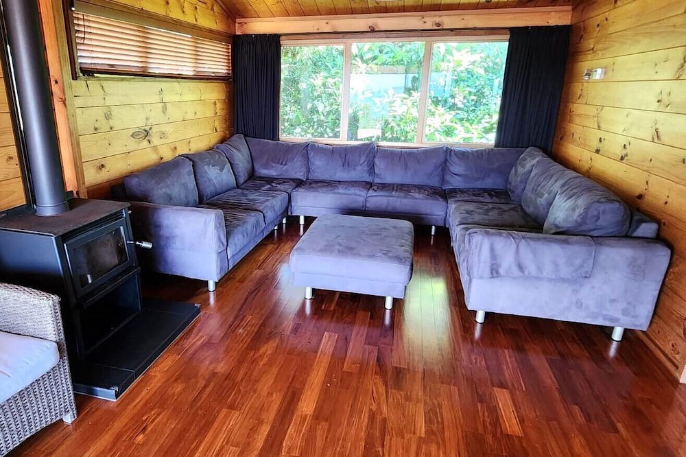 Photo of Livingroom in Algies Bay