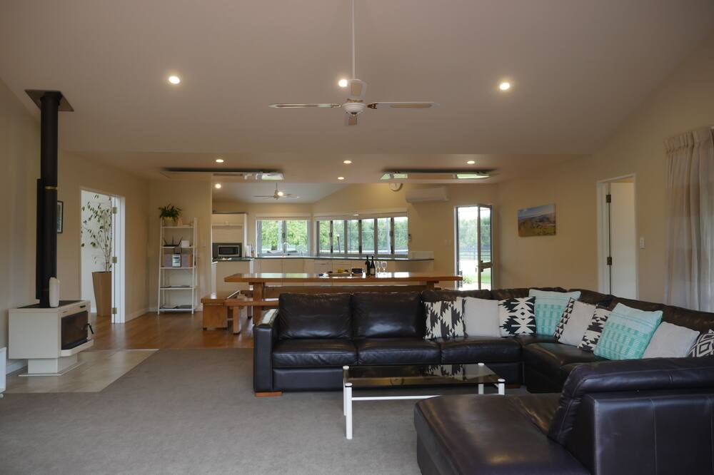 Photo of Livingroom in Hastings