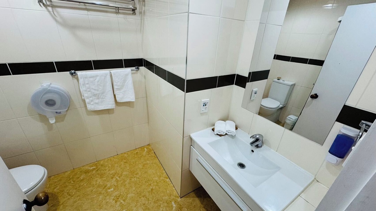 Photo of Bathroom in Fenton Street