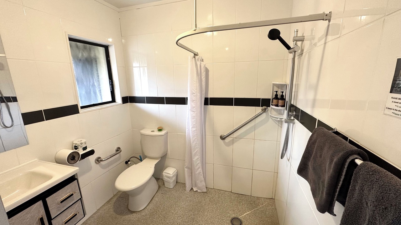 Photo of Bathroom in Fenton Street