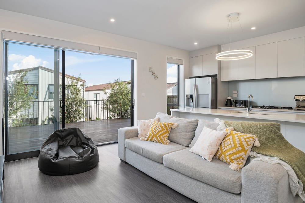 Photo of Livingroom in Silverdale