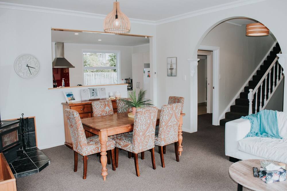Photo of Kitchen in Waikawa Bay