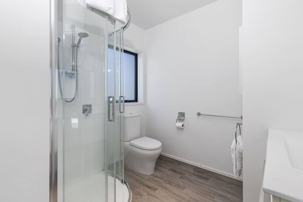 Photo of Bathroom in Leigh