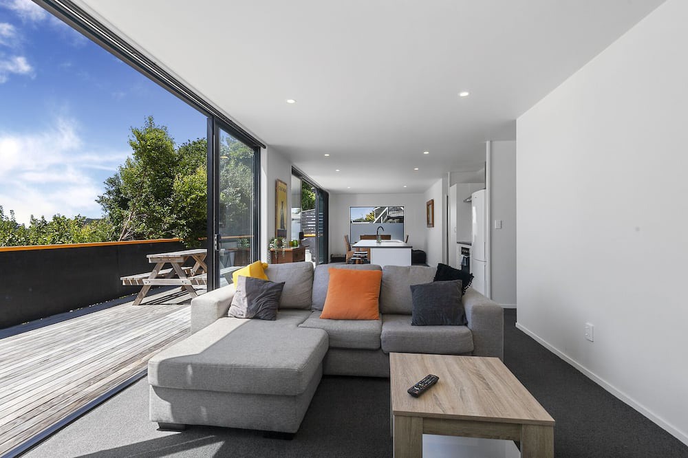 Photo of Livingroom in Leigh