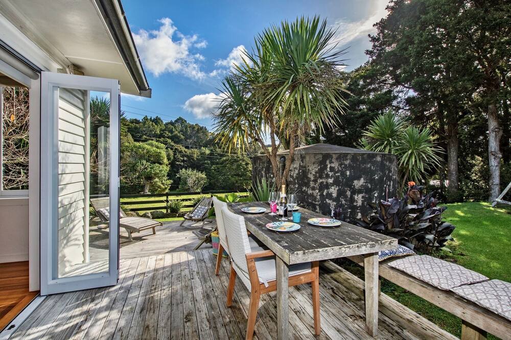 Photo of Patio Balcony in Matapouri
