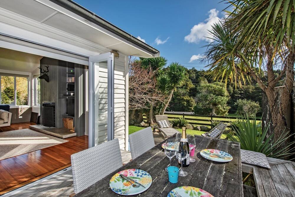 Photo of Patio Balcony in Matapouri