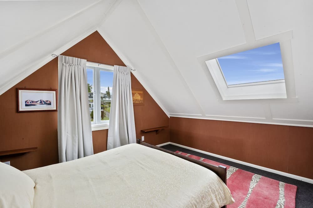 Photo of Bedroom in Motuoapa