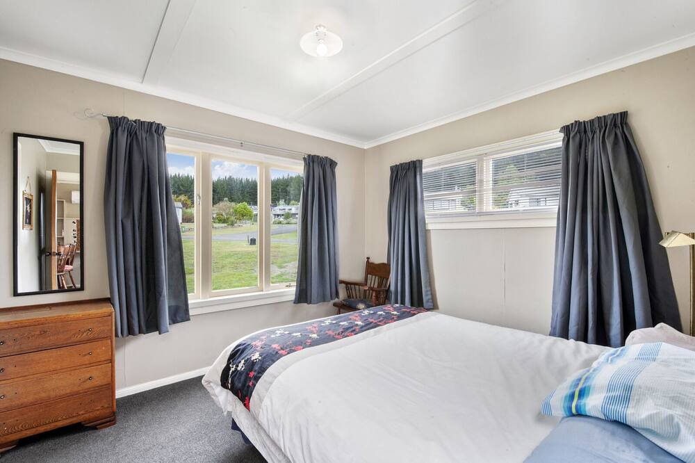 Photo of Bedroom in Motuoapa