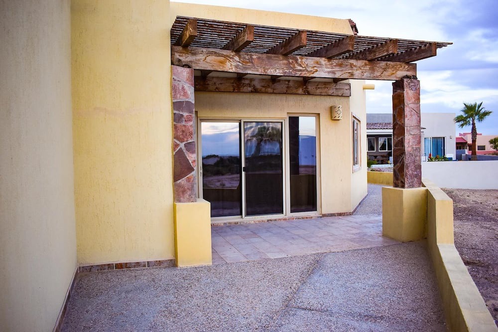 Photo of Outdoor in Laguna Shores