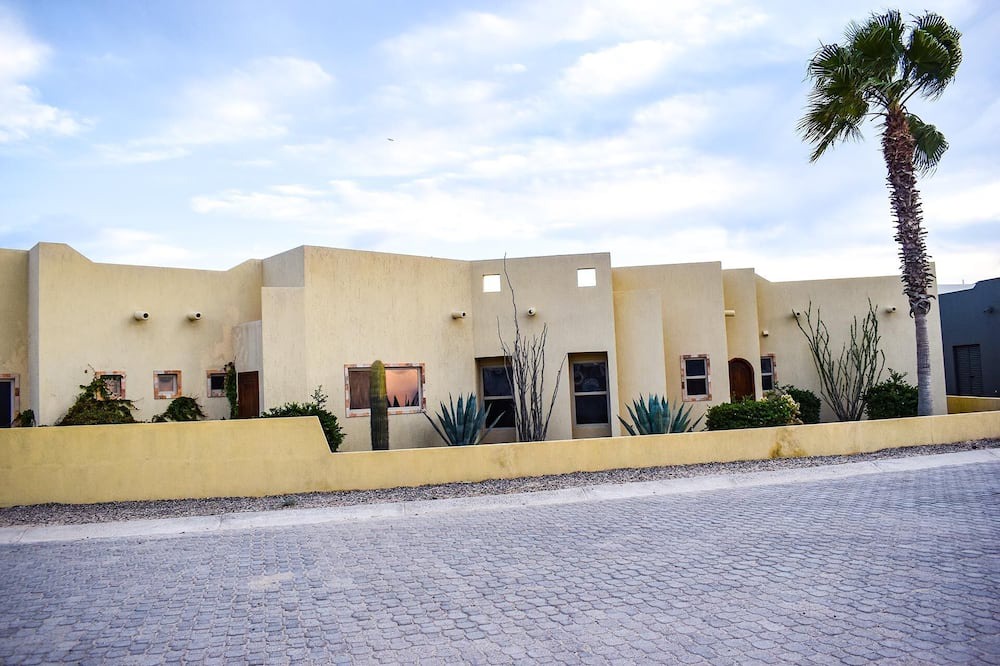 Photo of Outdoor in Laguna Shores