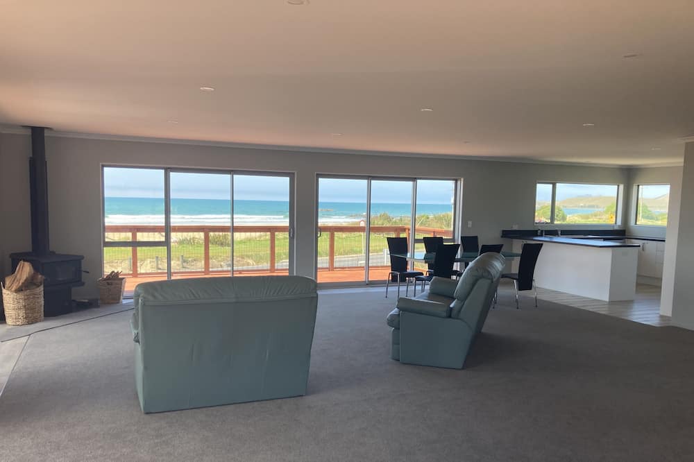 Photo of Livingroom in Kaka Point