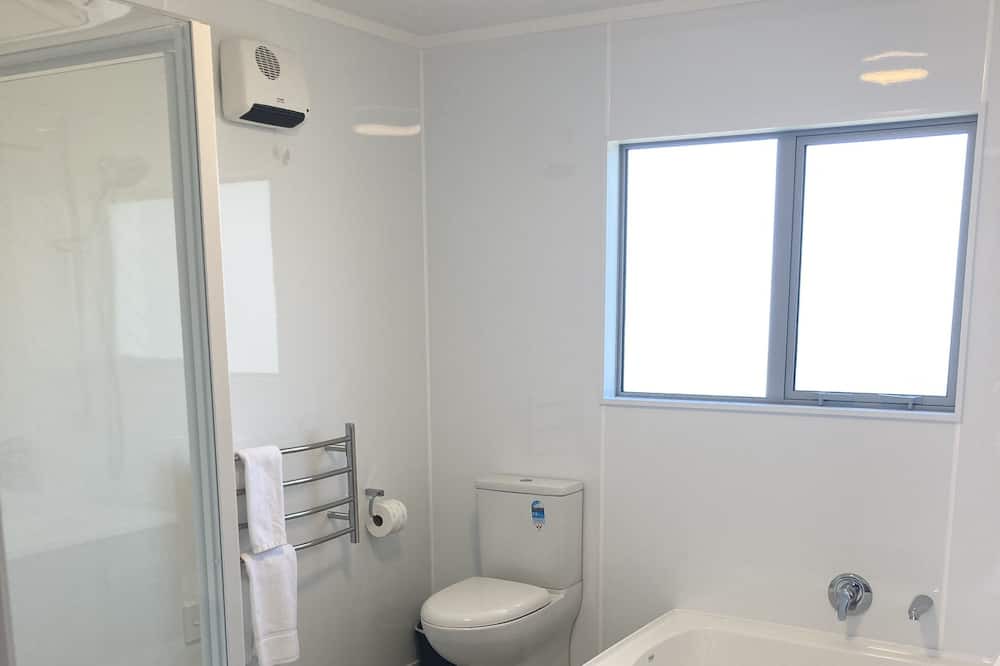 Photo of Bathroom in Kaka Point