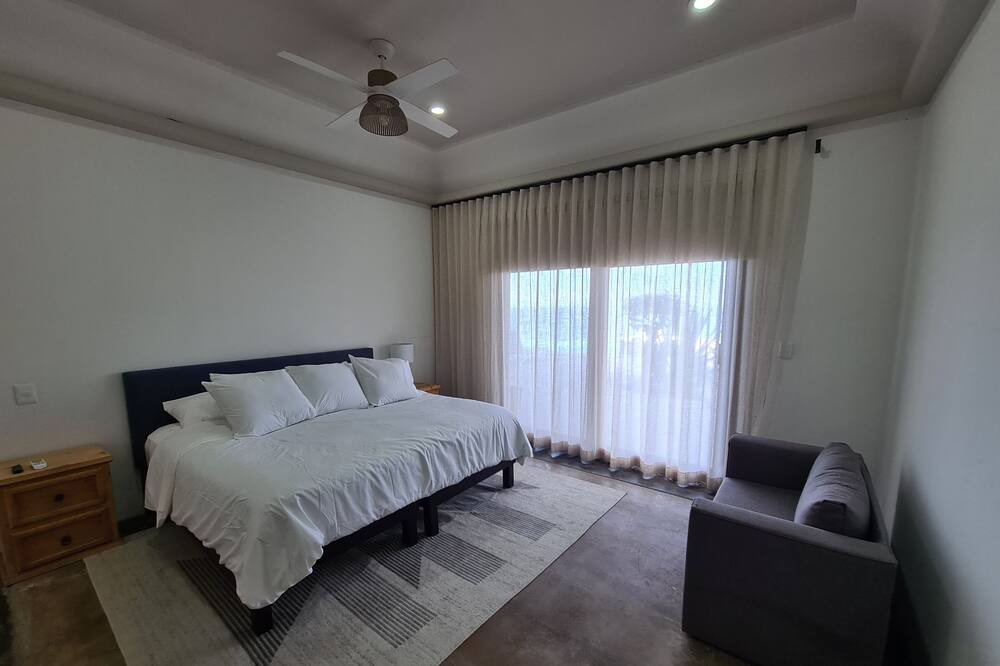 Photo of Bedroom in Vinorama