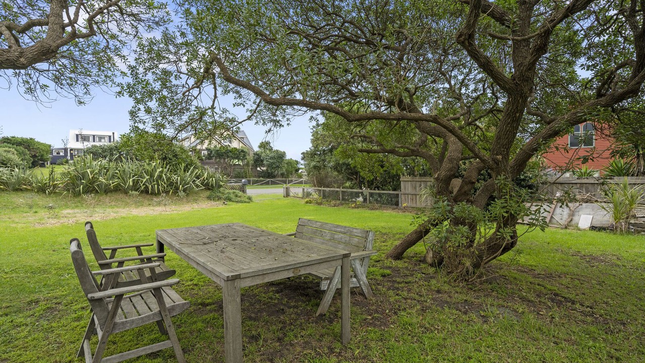 Photo of Outdoor in Te Horo Beach