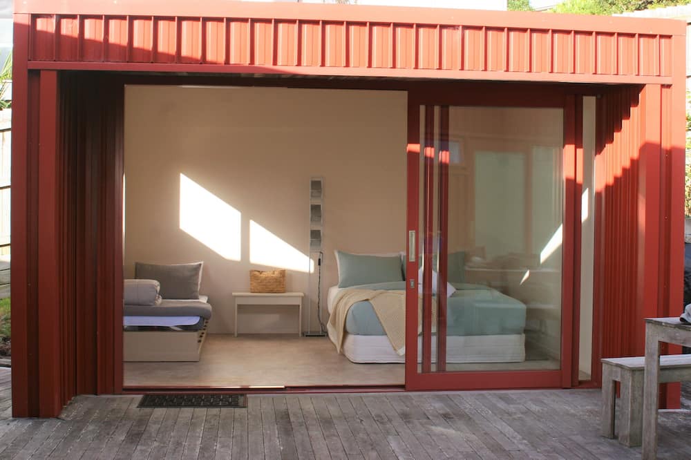 Photo of Bedroom in Cable Bay