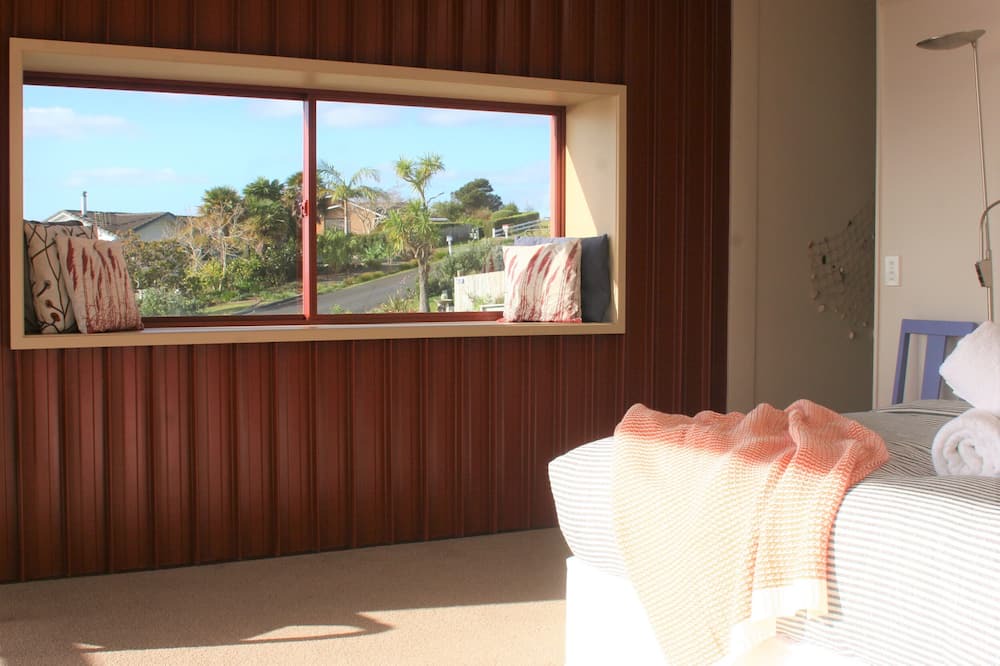 Photo of Bedroom in Cable Bay