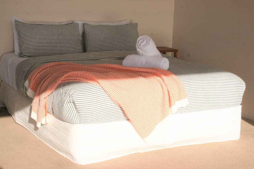 Photo of Bedroom in Cable Bay