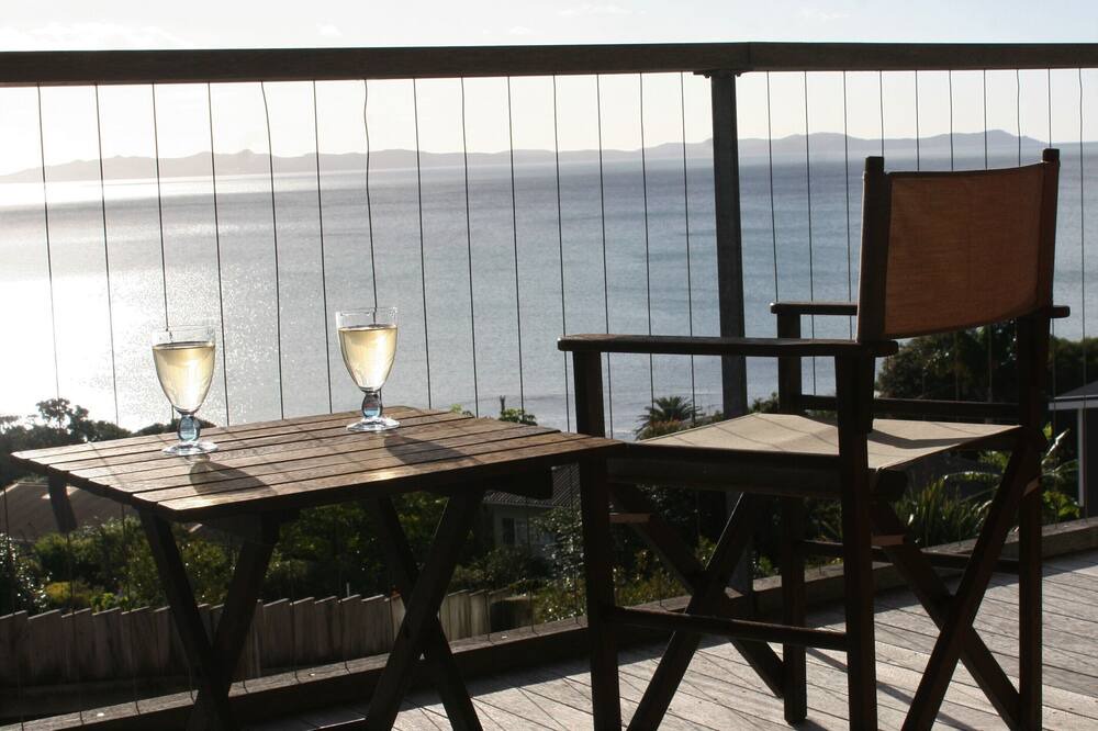 Photo of Patio Balcony in Cable Bay