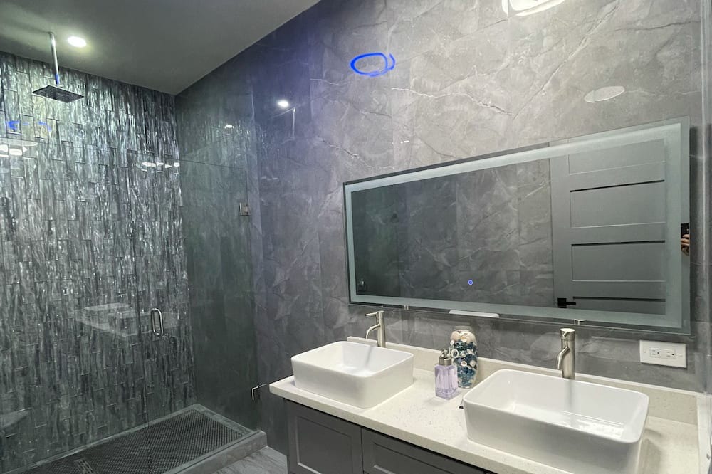 Photo of Bathroom in Brisas del Golfo