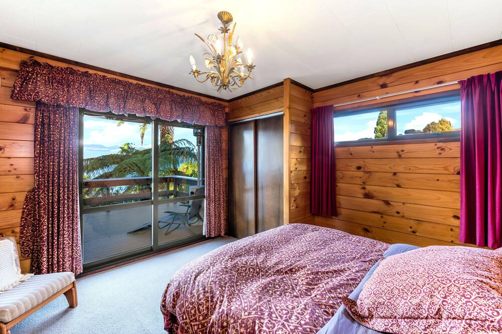 Photo of Bedroom in Lake Tarawera