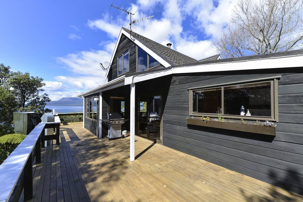 Photo of Others in Lake Tarawera