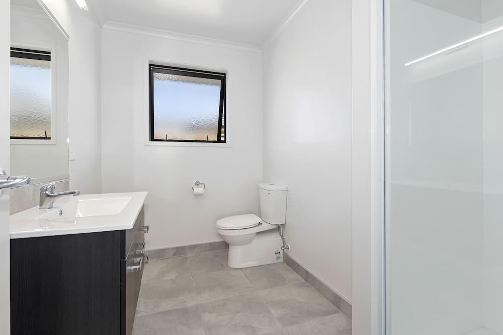 Photo of Bathroom in One Tree Point