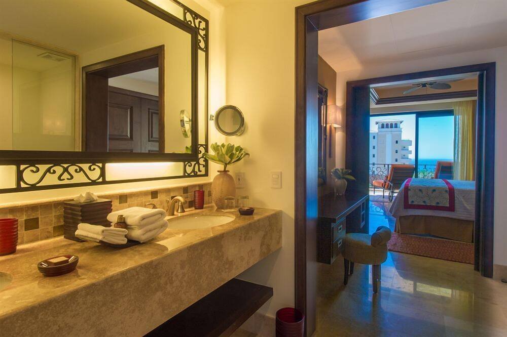 Photo of Bathroom in Marina