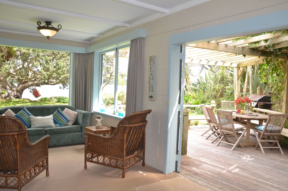 Photo of Patio Balcony in Te Tii