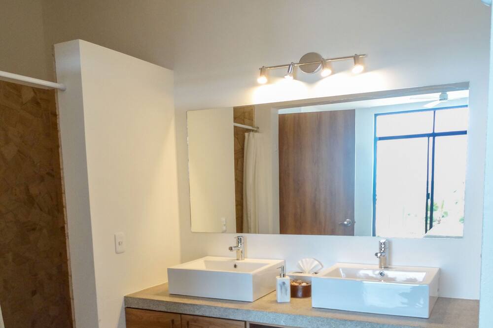 Photo of Bathroom in La Fortuna