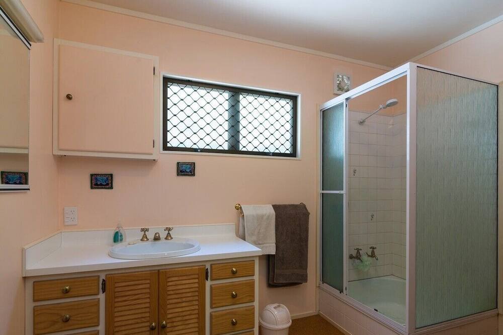 Photo of Bathroom in Lake Okataina