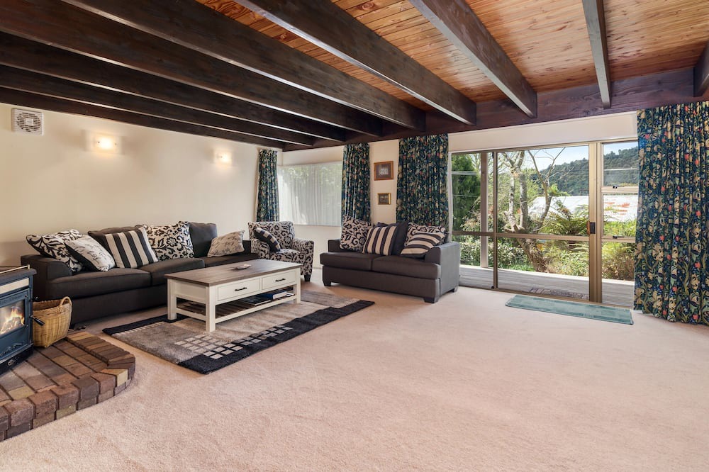 Photo of Livingroom in Lake Okataina