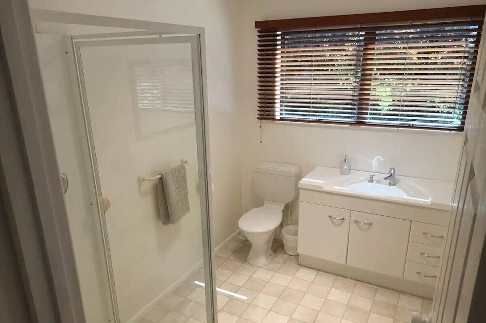 Photo of Bathroom in Picton