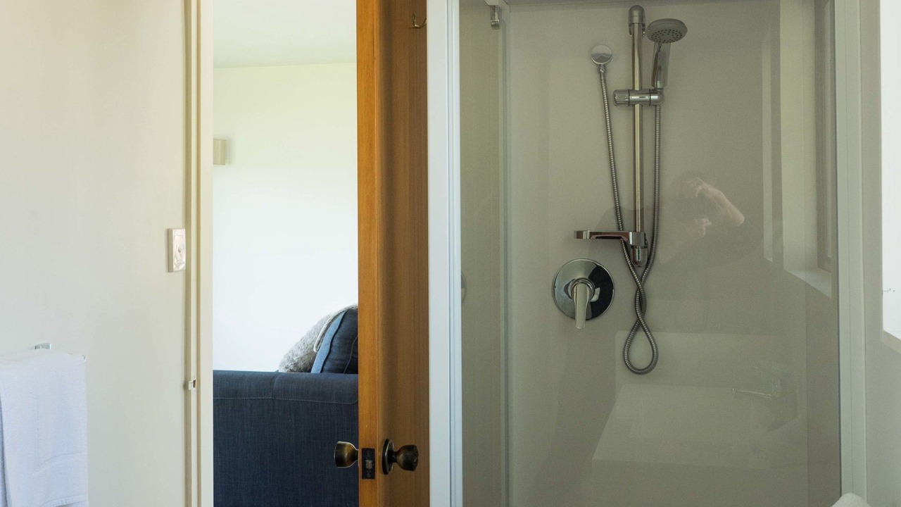 Photo of Bathroom in Duvauchelle
